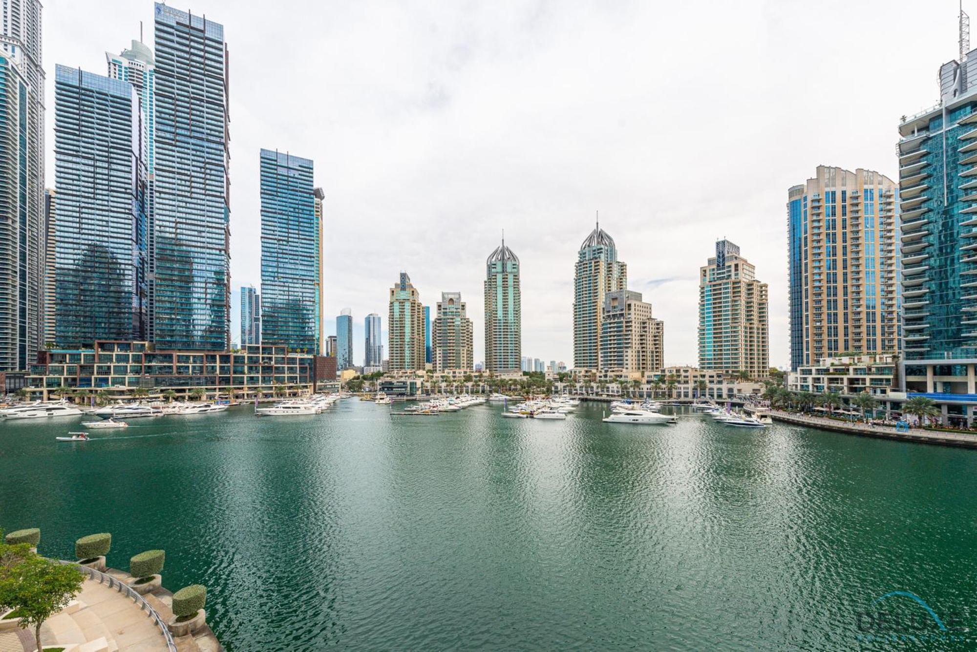 Exquisite 2br With Assistant At Marina Towers Marina By Deluxe Homes * Dubai