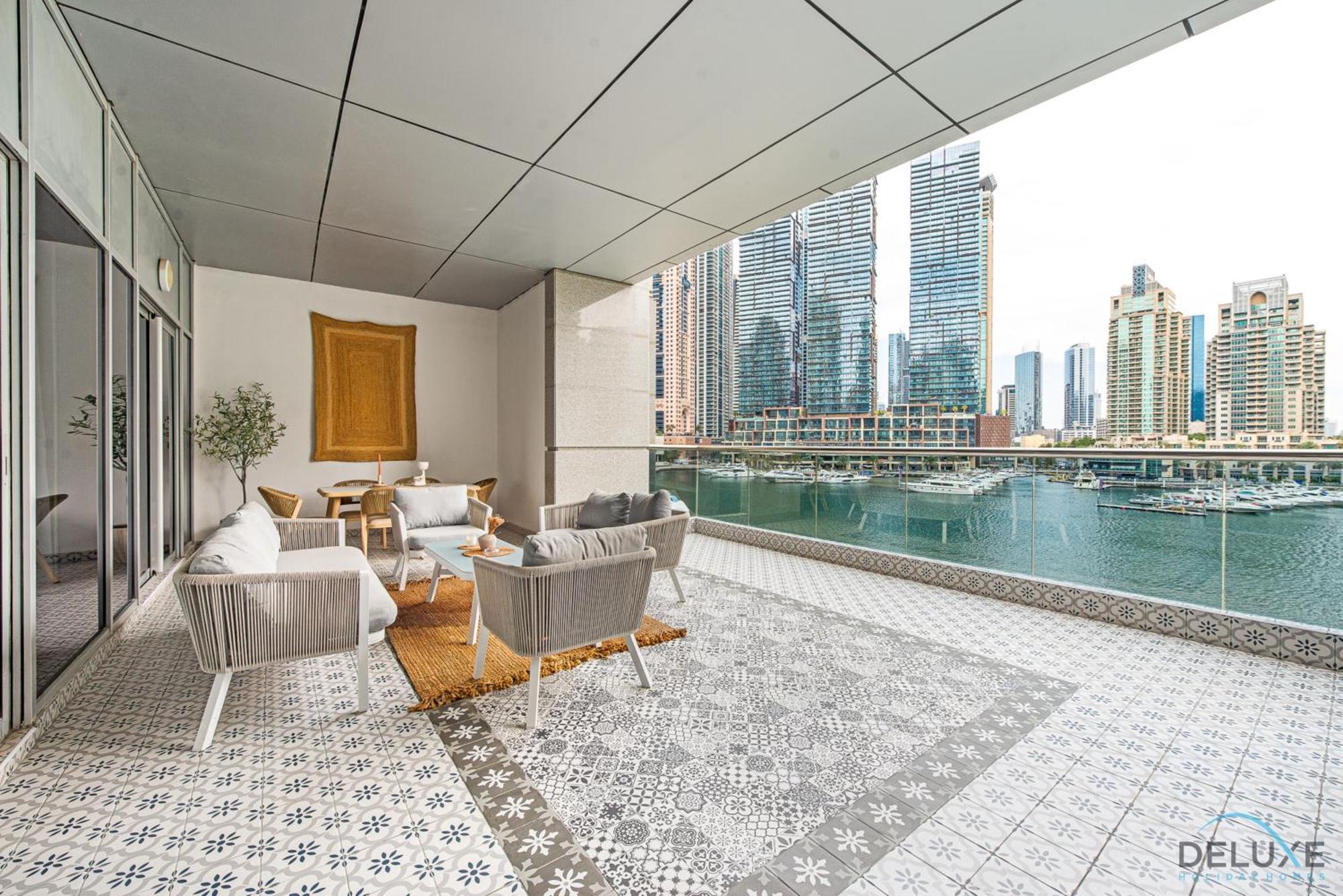 Exquisite 2br With Assistant At Marina Towers Marina By Deluxe Homes Dubai